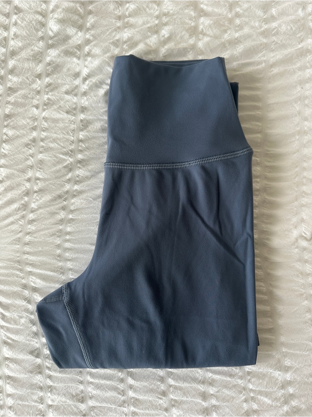 Alo Leggings